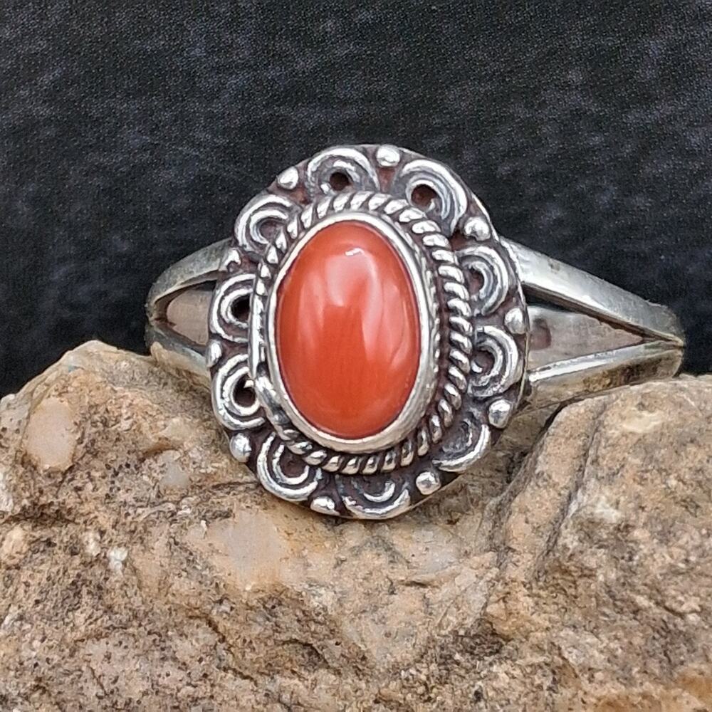 Mediterranean Red Coral Ring 7.5 Sterling Silver Southwestern Split Shank